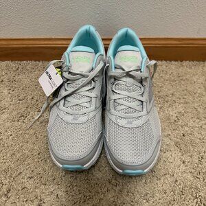 Skechers Go Run Women's Shoe Size 9 NWT